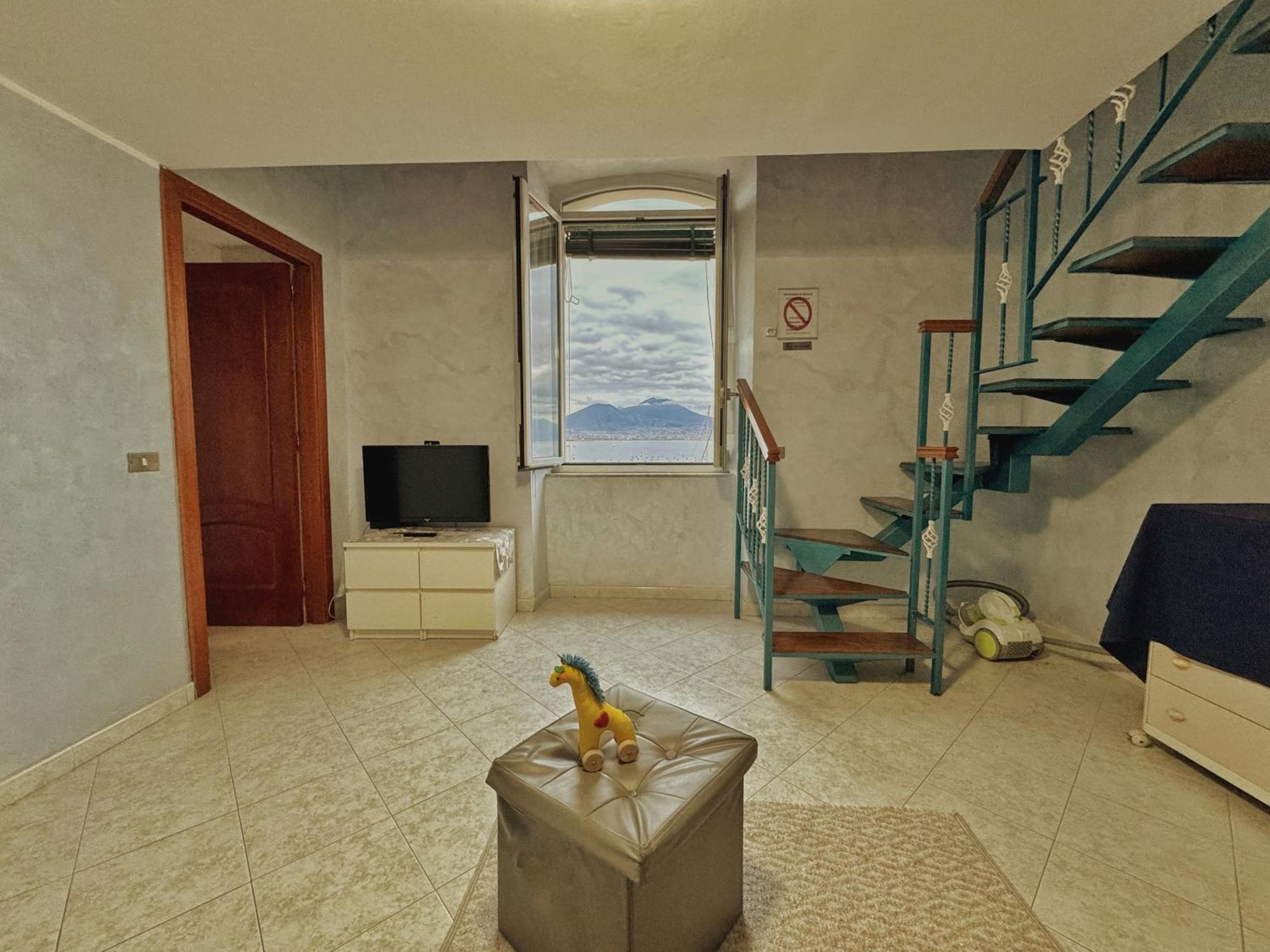 Laura House Apartment Napoli Bagian luar foto