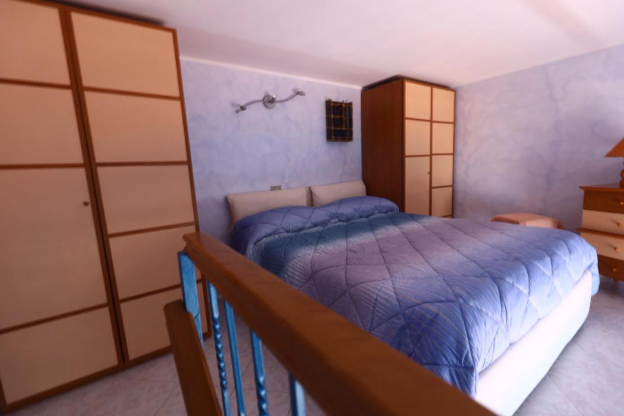 Laura House Apartment Napoli Bagian luar foto